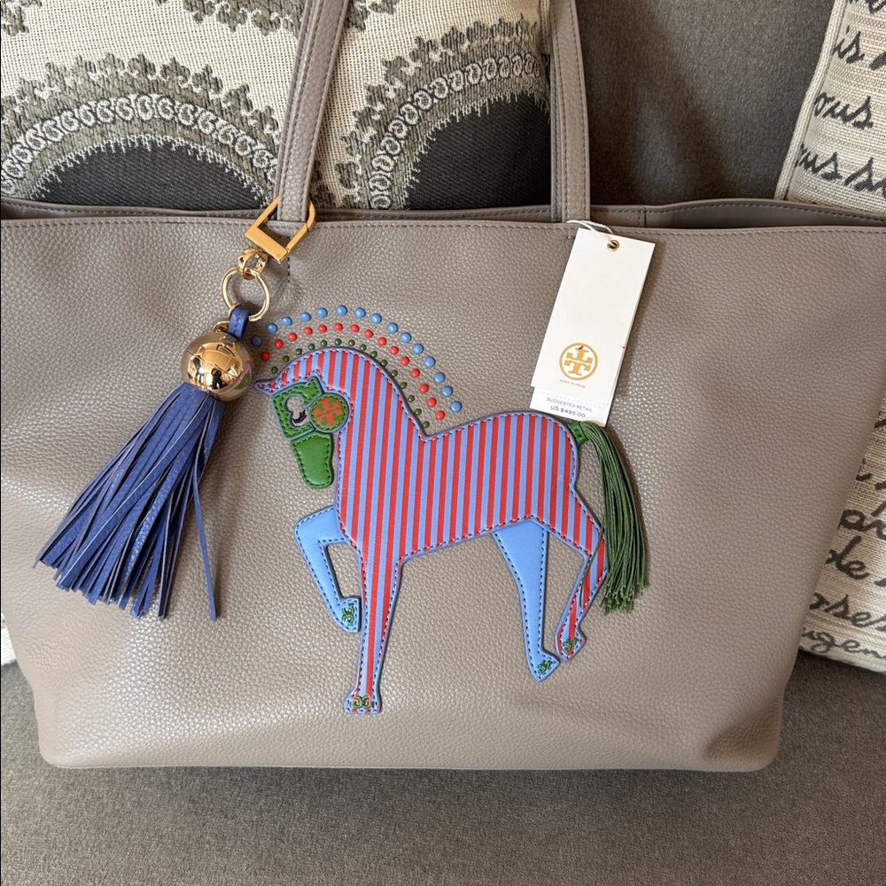 Tory Burch Designer Pebbled Leather Horse Pony Tote Purse Handbag *bonus tassel - Picture 2 of 8
